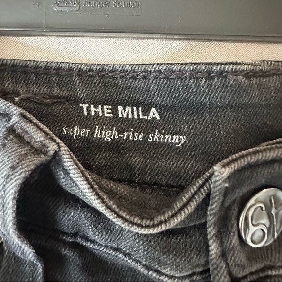 AG The Mila super high rise skinny jeans in black in size 26. - Picture 7 of 7